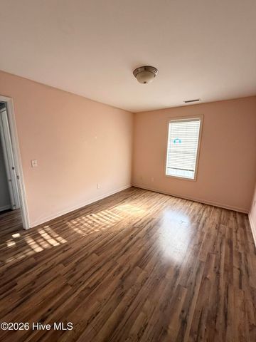 102 Lincoln Place Circle, Leland, NC 28451