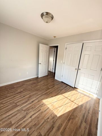 102 Lincoln Place Circle, Leland, NC 28451