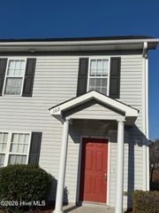 102 Lincoln Place Circle, Leland, NC 28451