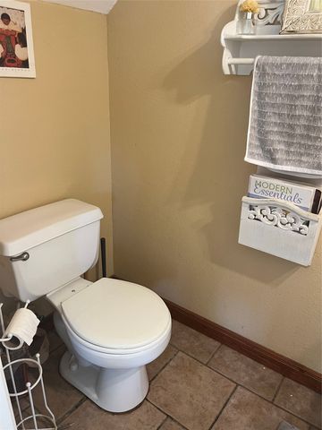 1005 Lake Bluff Drive, Flower Mound, TX 75028