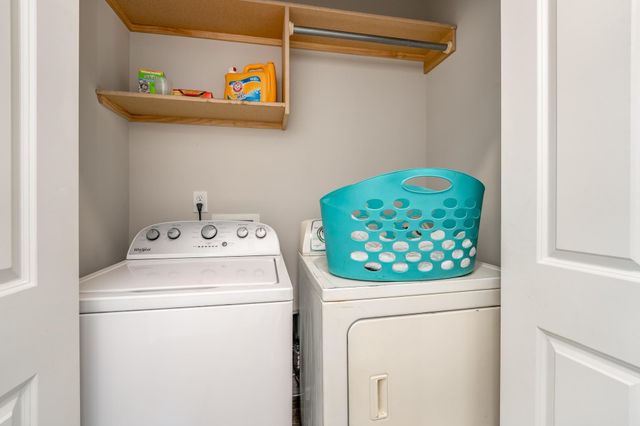 1344-1346 N Azena, Andover, KS 67002