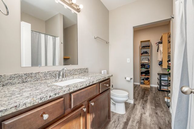 1344-1346 N Azena, Andover, KS 67002