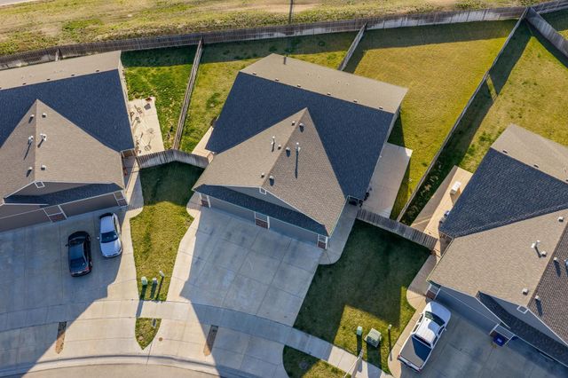 1344-1346 N Azena, Andover, KS 67002