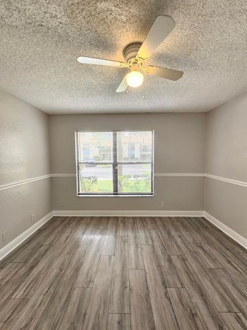 1700 Windorah Way A, West Palm Beach, FL 33411