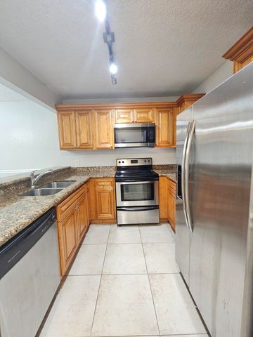 1700 Windorah Way A, West Palm Beach, FL 33411
