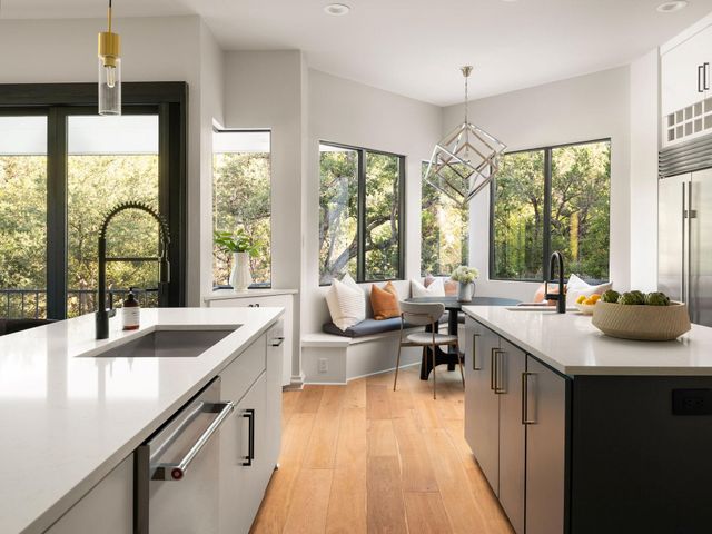 3200 Three Rivers DR, Austin, TX 78746