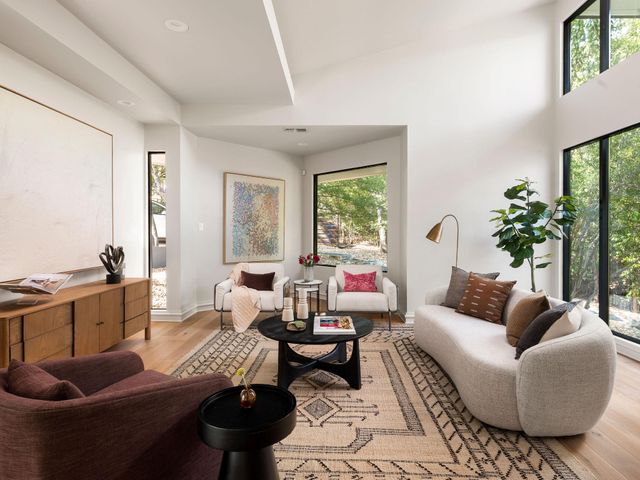 3200 Three Rivers DR, Austin, TX 78746