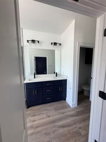 5029 Colonial Avenue, Dallas, TX 75215