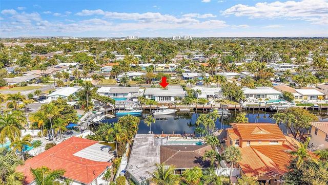 220 SE 10th Street, Pompano Beach, FL 33060