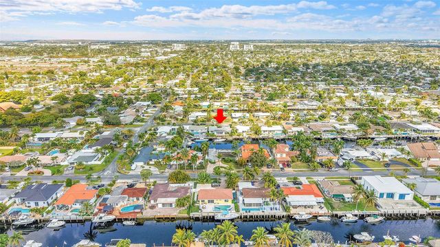 220 SE 10th Street, Pompano Beach, FL 33060