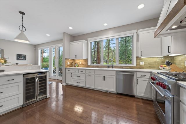 61737 Broken Top Drive, Bend, OR 97702