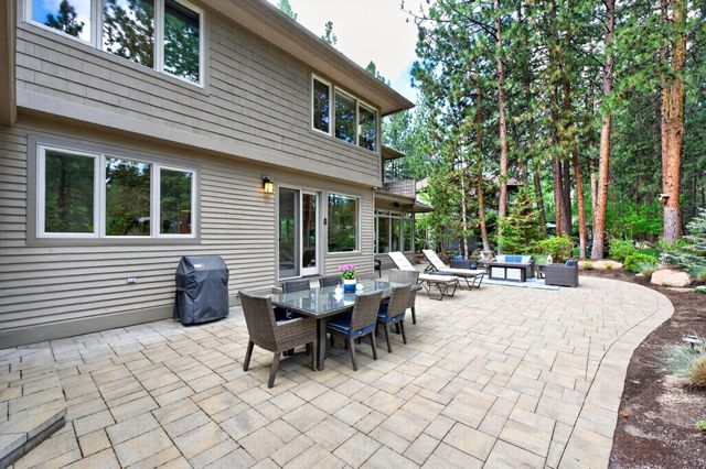 61737 Broken Top Drive, Bend, OR 97702
