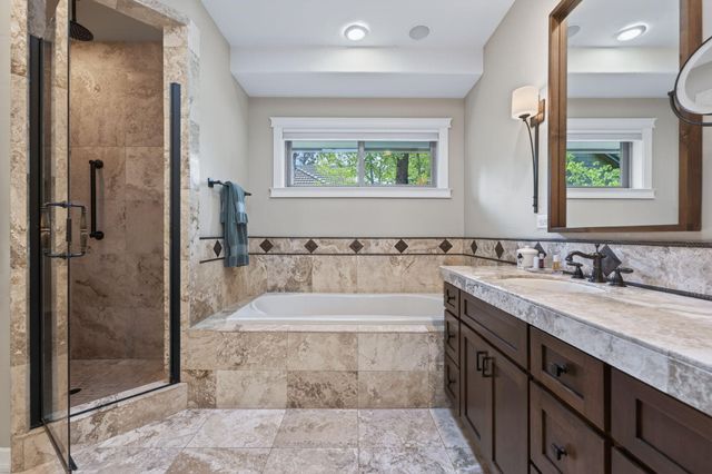 61737 Broken Top Drive, Bend, OR 97702