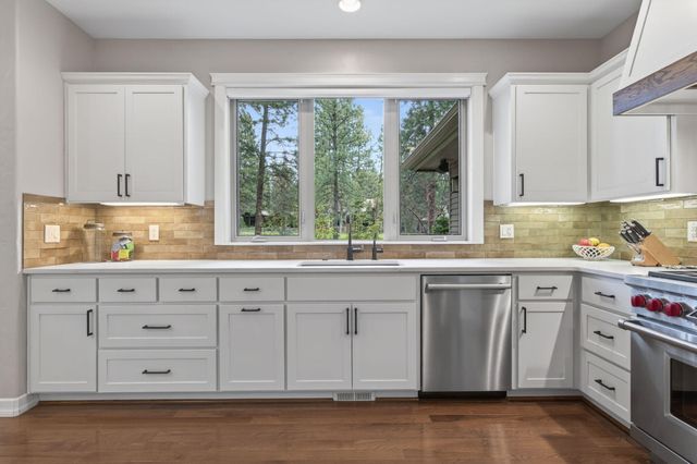 61737 Broken Top Drive, Bend, OR 97702