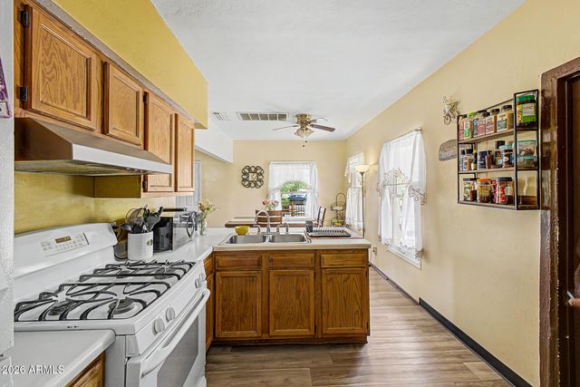1110 N 11TH Street, Phoenix, AZ 85006
