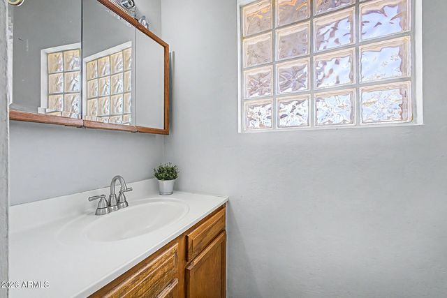 1110 N 11TH Street, Phoenix, AZ 85006