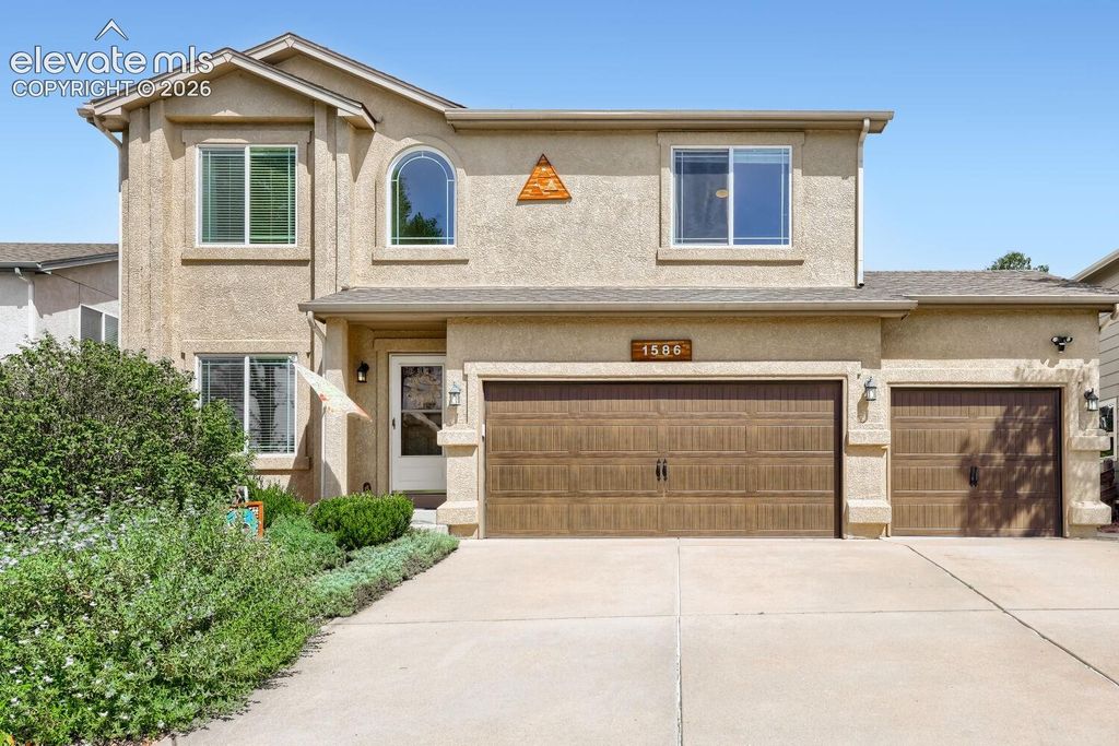 1586 Lily Lake Drive, Colorado Springs, CO 80921 — exterior