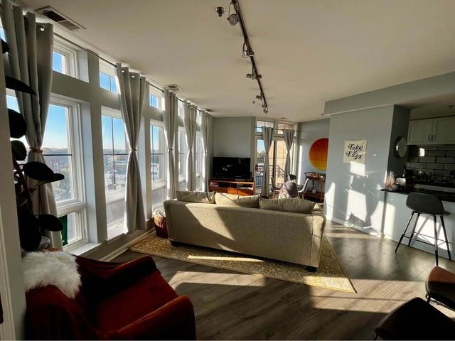 3450 S Halsted Street 501, Chicago, IL 60608