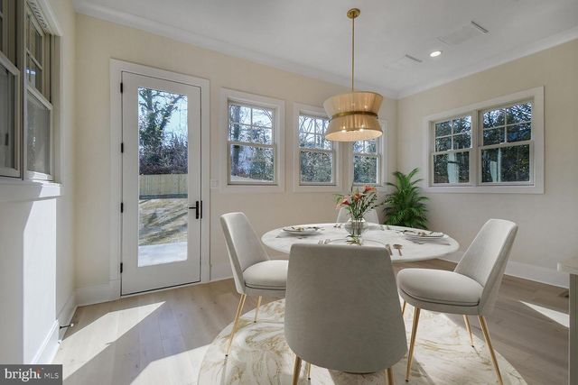 7819 EXETER RD, Bethesda, MD 20814