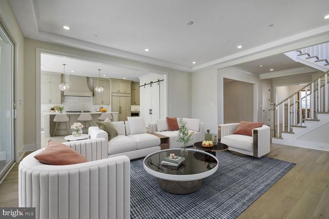 7819 EXETER RD, Bethesda, MD 20814