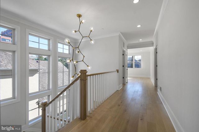 7819 EXETER RD, Bethesda, MD 20814