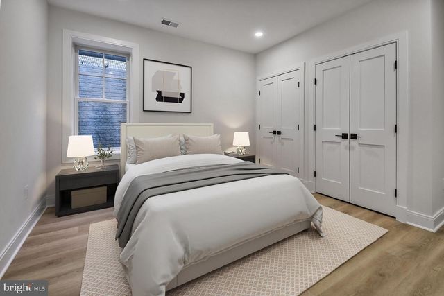 7819 EXETER RD, Bethesda, MD 20814