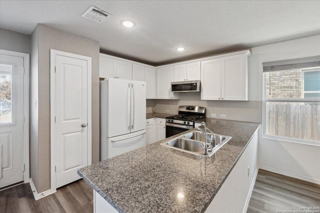 13735 LOCKLEAR WAY, San Antonio, TX 78253