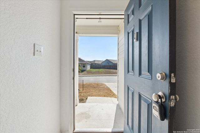 13735 LOCKLEAR WAY, San Antonio, TX 78253