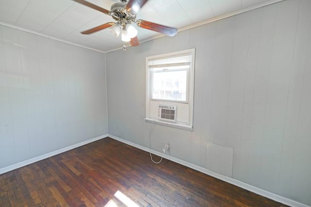 1607 Oak Street, Kenova, WV 25530