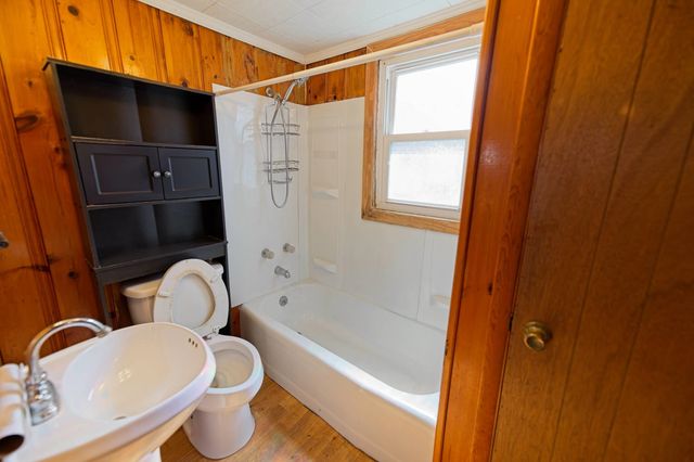 1607 Oak Street, Kenova, WV 25530