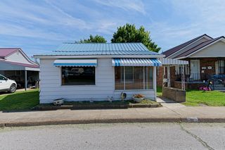 1607 Oak Street, Kenova, WV 25530