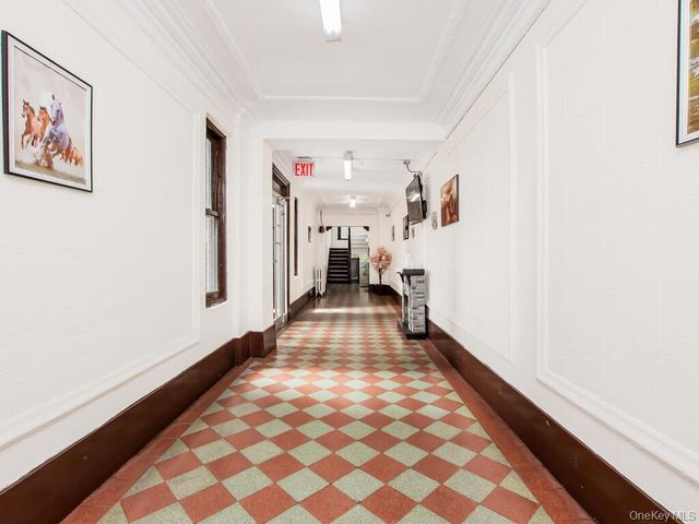 805 E 182nd Street 4E, Bronx, NY 10460