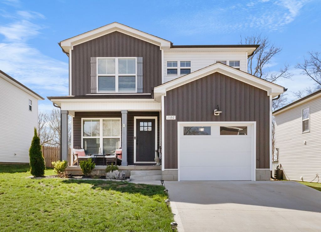 1186 Cottonwood Drive, Clarksville, TN 37040