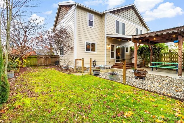 2111 Greenview Lane, Lynden, WA 98264