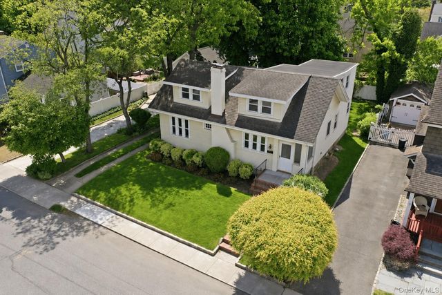 176 Wright Avenue, Malverne, NY 11565