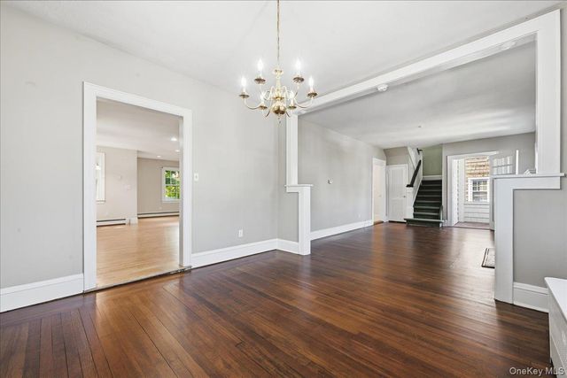 176 Wright Avenue, Malverne, NY 11565