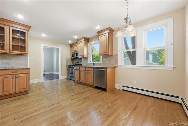 176 Wright Avenue, Malverne, NY 11565