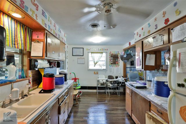 6000 Buffalo Gap Road, Abilene, TX 79606