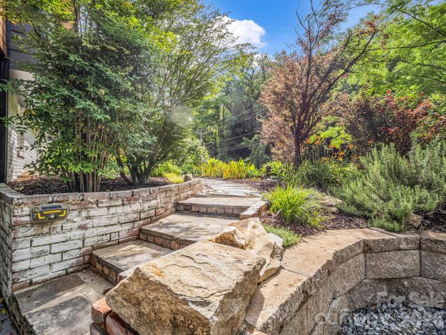 395 E Howard Street, Tryon, NC 28782