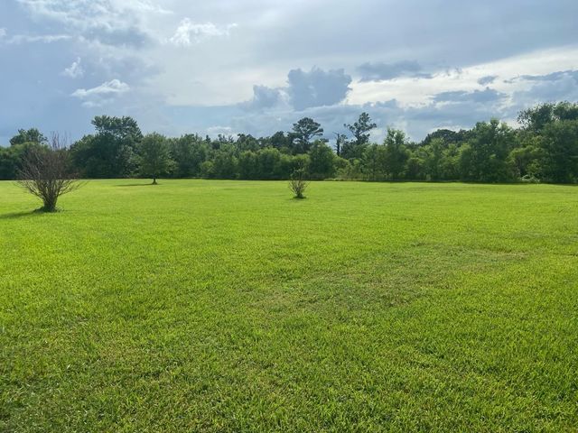 1542 Highway 665, Montegut, LA 70377