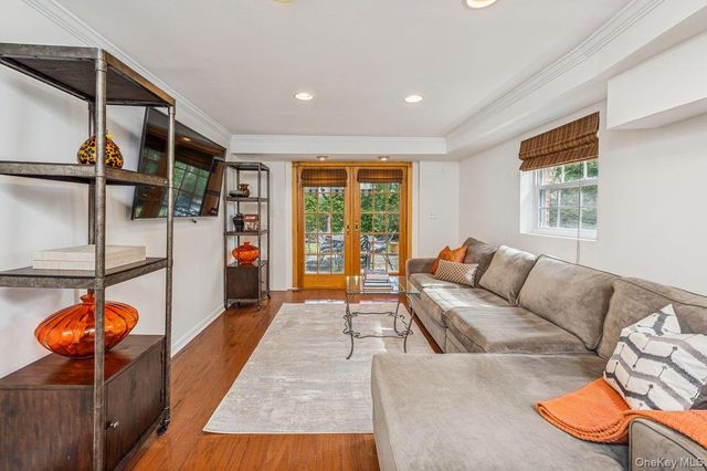 130 Locust Avenue, Scarsdale, NY 10583