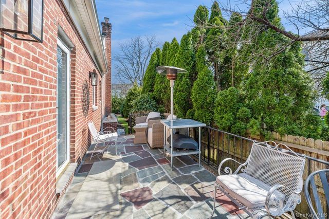 130 Locust Avenue, Scarsdale, NY 10583