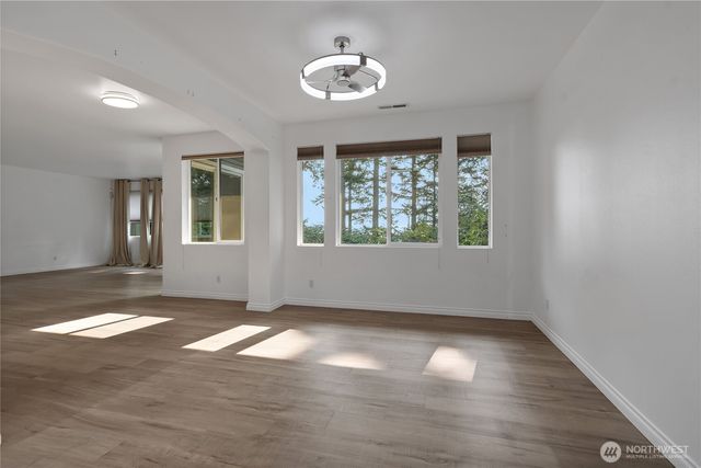 6735 Montevista Drive SE, Auburn, WA 98092