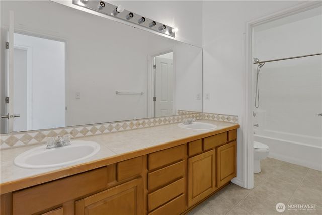 6735 Montevista Drive SE, Auburn, WA 98092