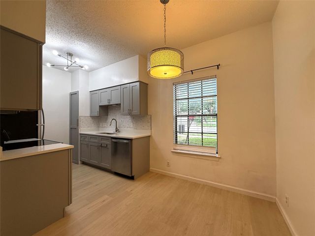 203 E 31st ST 101, Austin, TX 78705