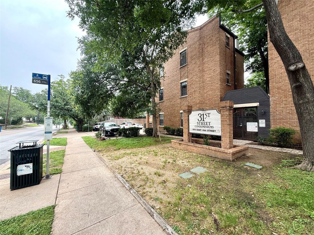 203 E 31st ST 101, Austin, TX 78705