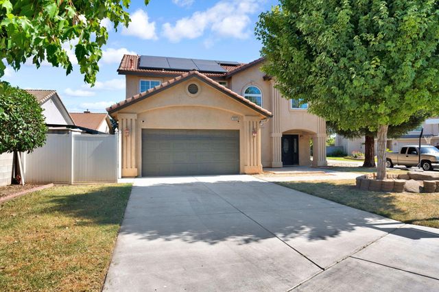 2632 Kimberly Drive, Madera, CA 93637