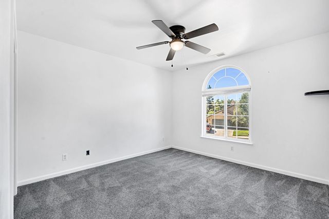 2632 Kimberly Drive, Madera, CA 93637