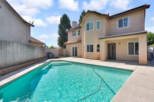 2632 Kimberly Drive, Madera, CA 93637