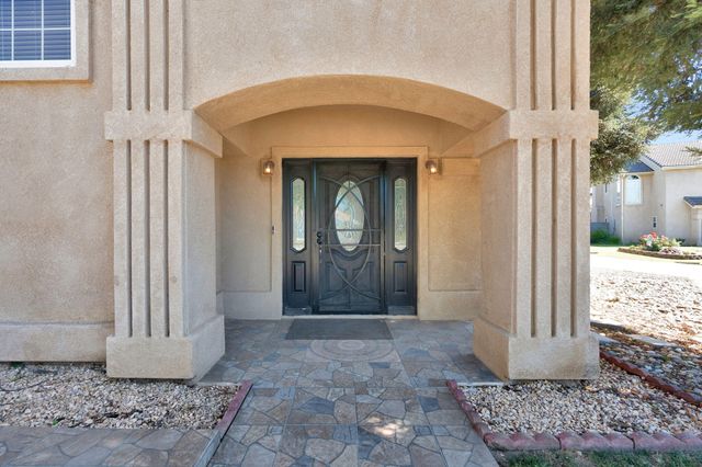 2632 Kimberly Drive, Madera, CA 93637